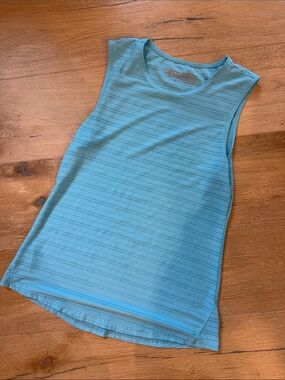 ZYIA Light Blue Sleeveless Performance Tank Top